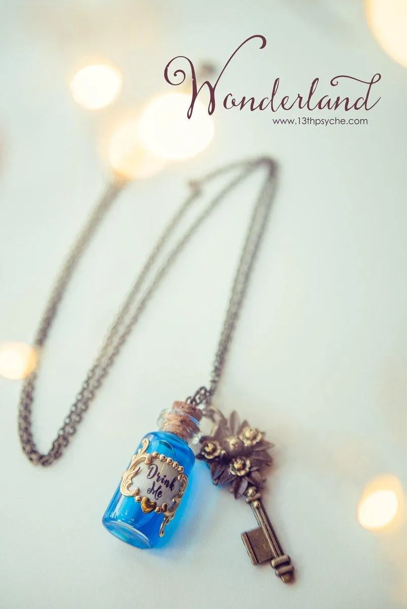 Alice in Wonderland "Drink me" potion bottle necklace