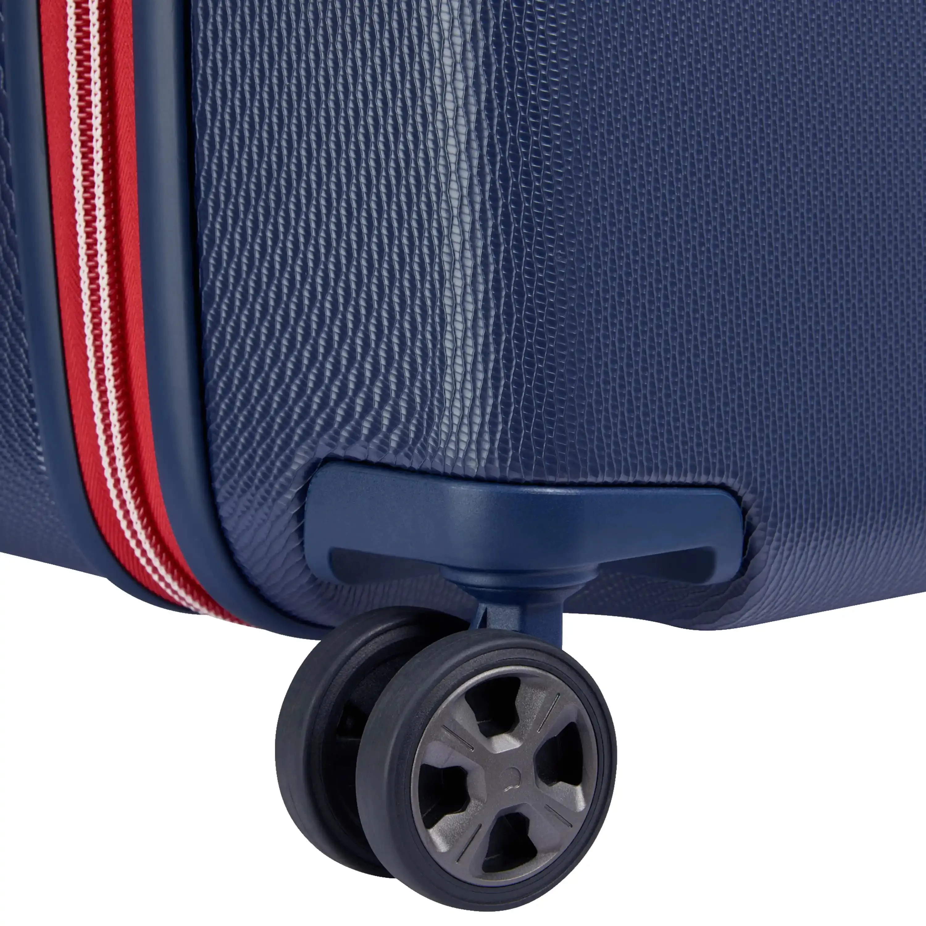 CHATELET AIR 2.0 - Medium Trunk Spinner