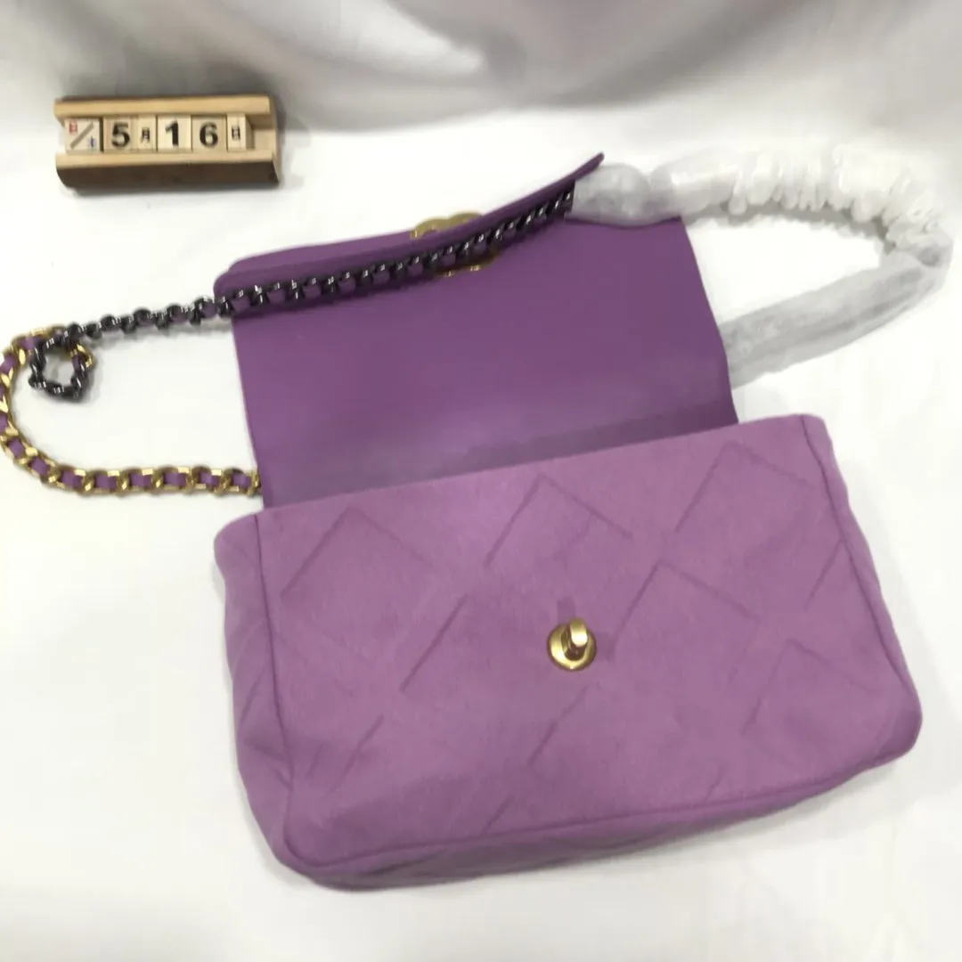 Designer Handbags CL 196