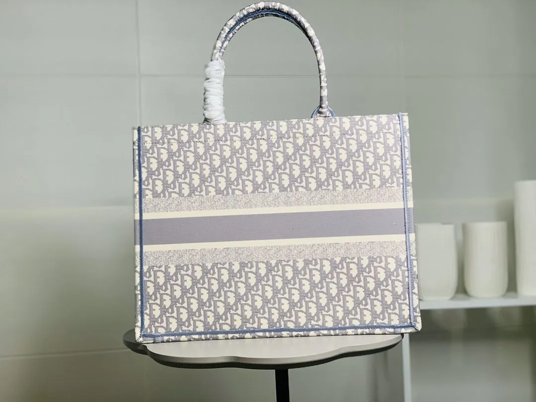 Designer Handbags DR 129