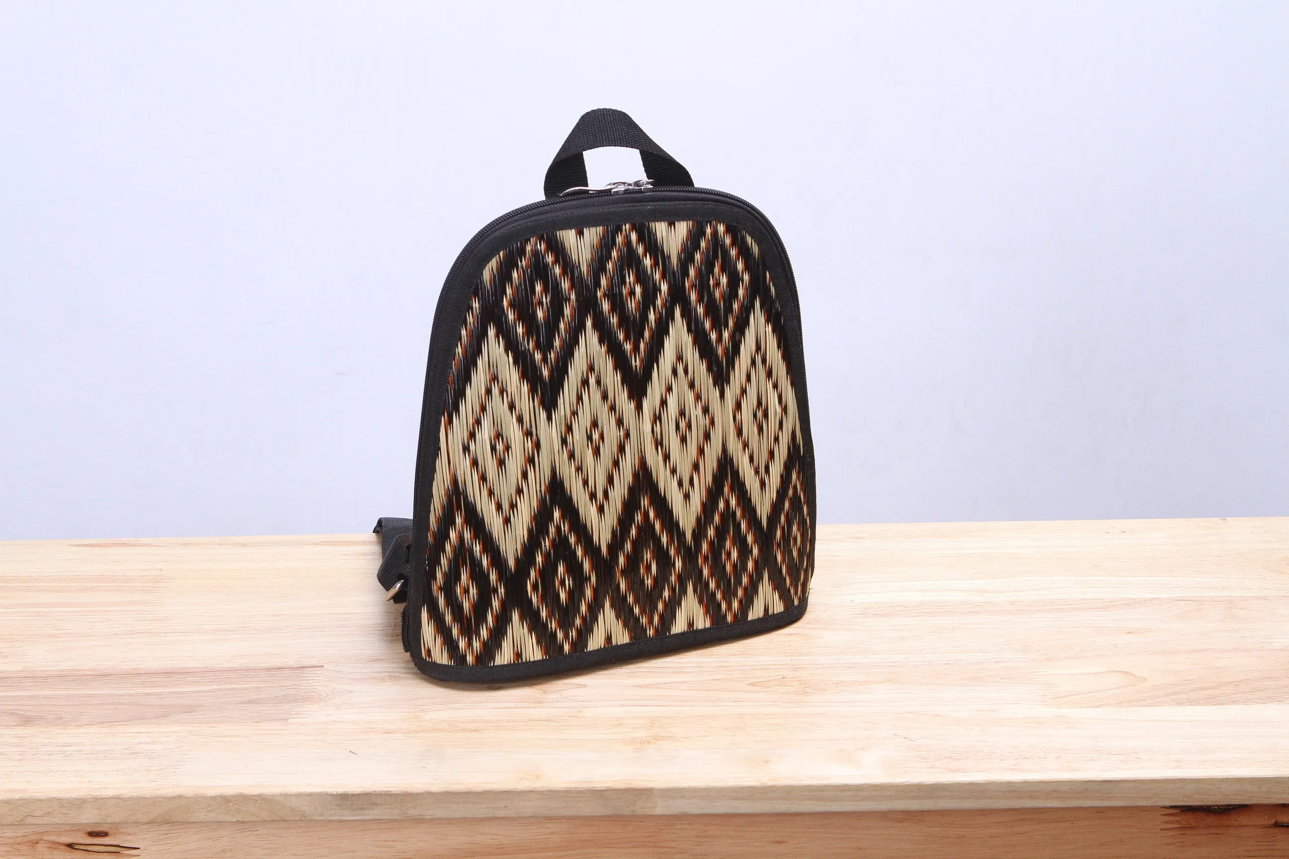 Mini Sedge Wicker Backpack (Diamond Brown)