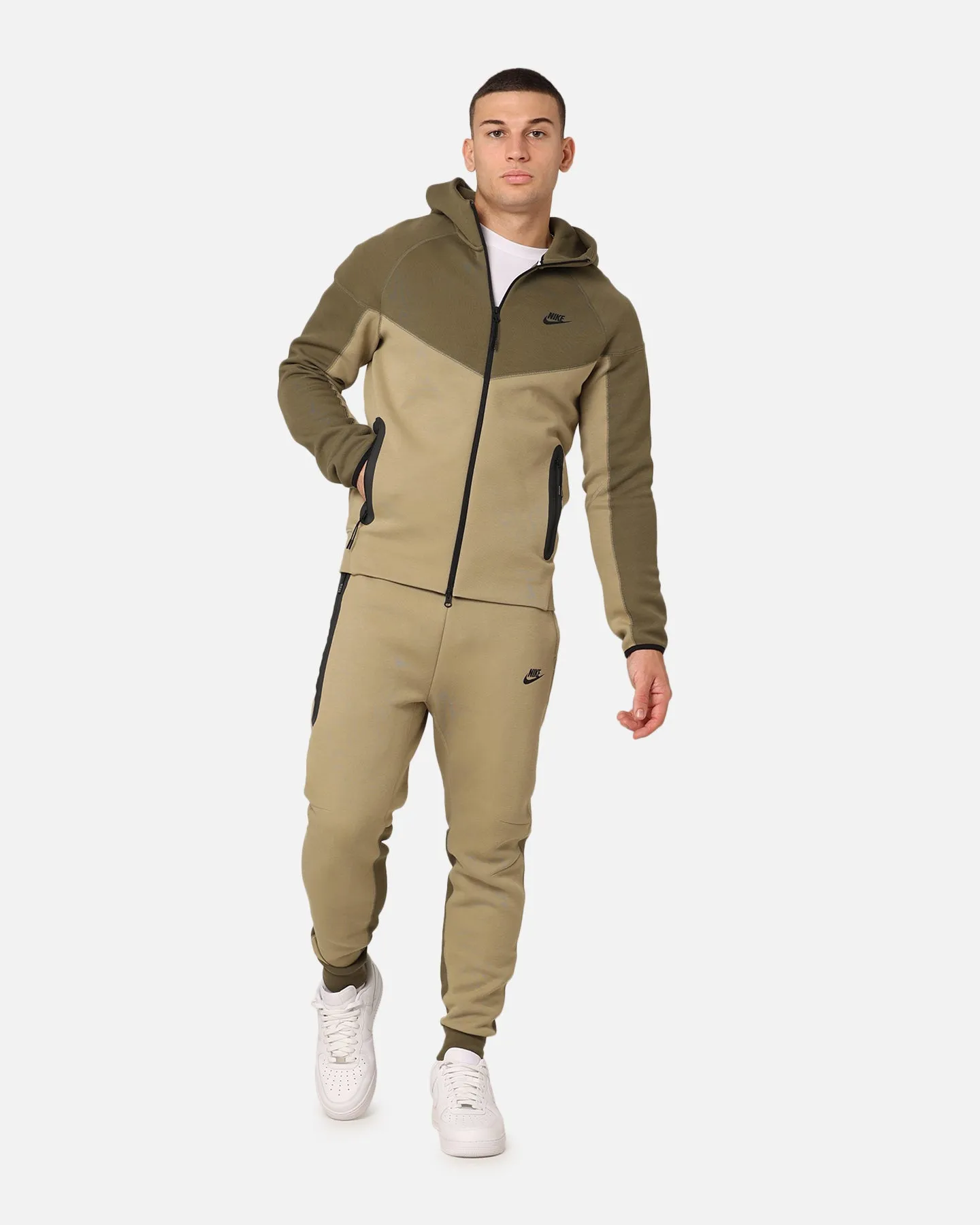 Nike Sportswear Tech Fleece Joggers Neutral Olive