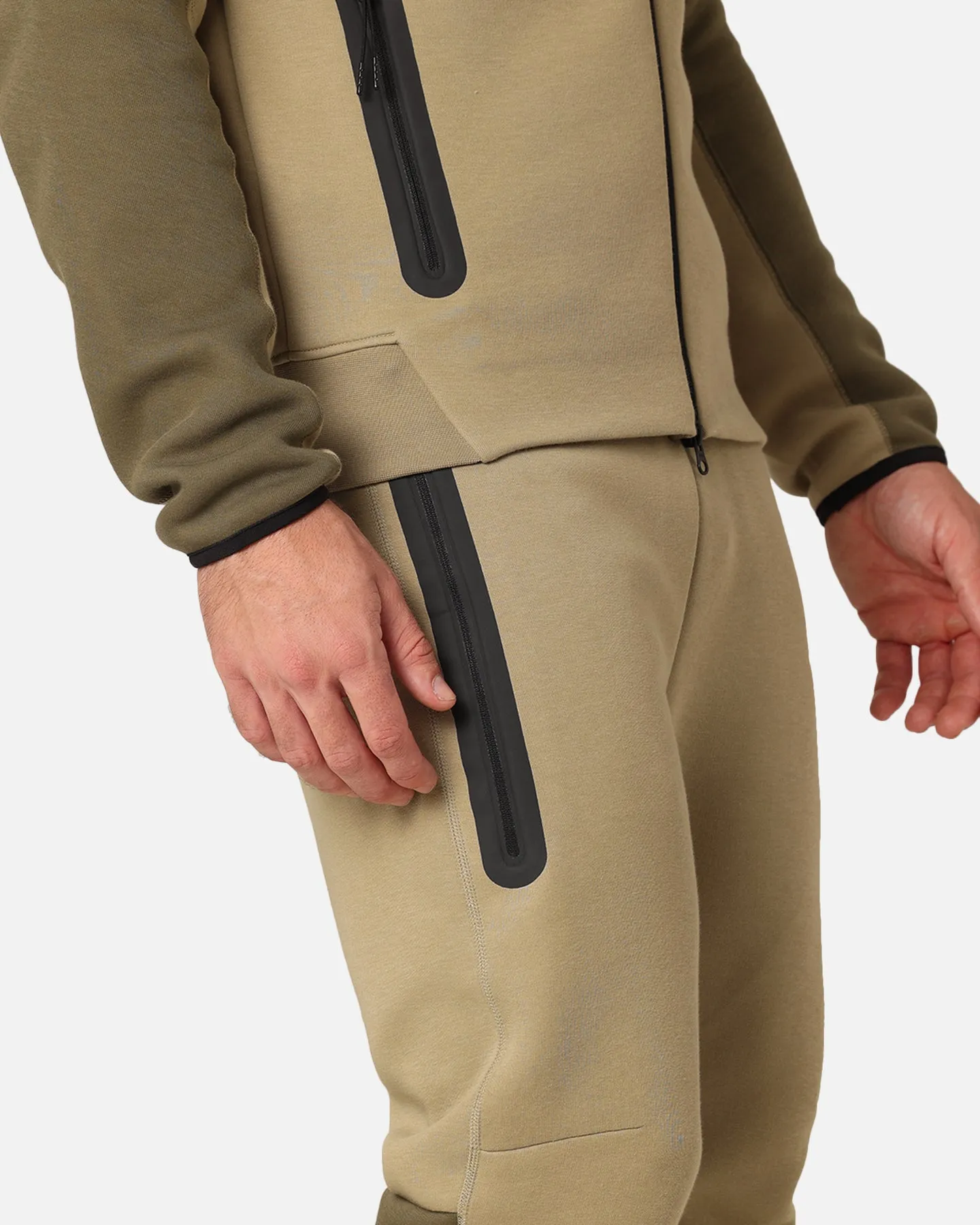 Nike Sportswear Tech Fleece Joggers Neutral Olive