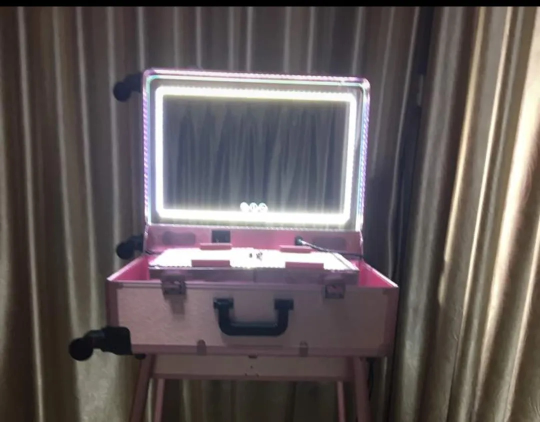 OPV LED Vanity Mirror Case (no legs)