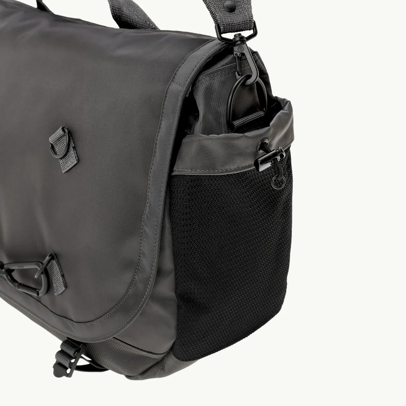 POTR/Ride Messenger Bag With Bicycle Chain - Graphite