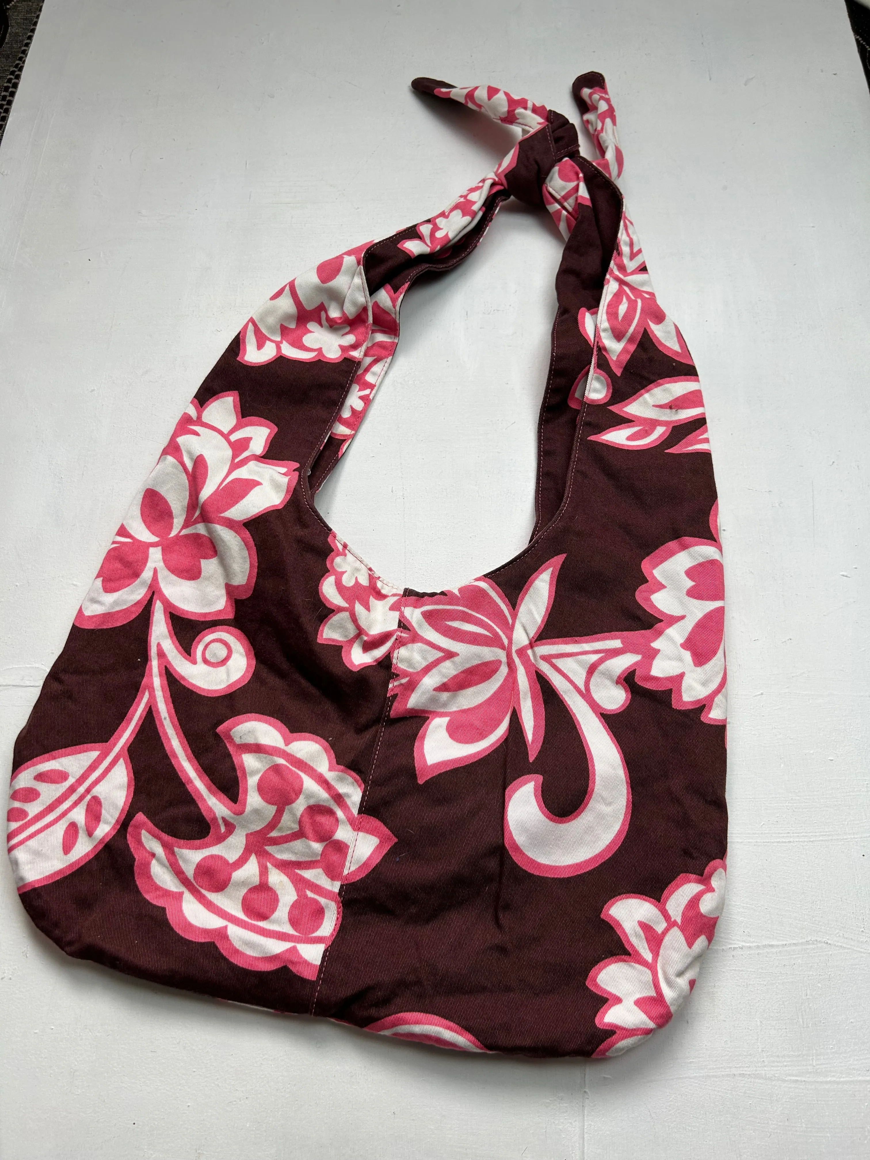 Purple floral print cotton adjustable shoulder bag