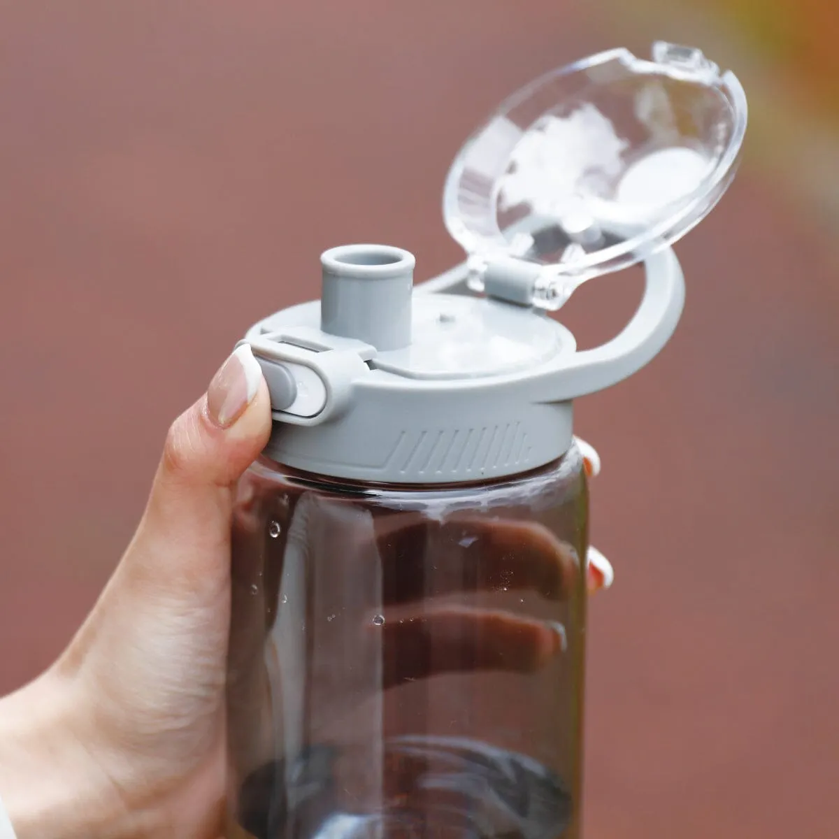 Track & Go Water Bottle White