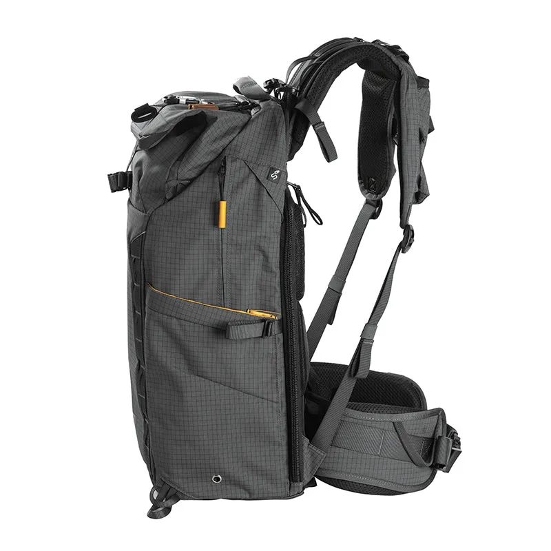 VEO Active 53 Gray Camera Backpack w/ USB Charger Connection