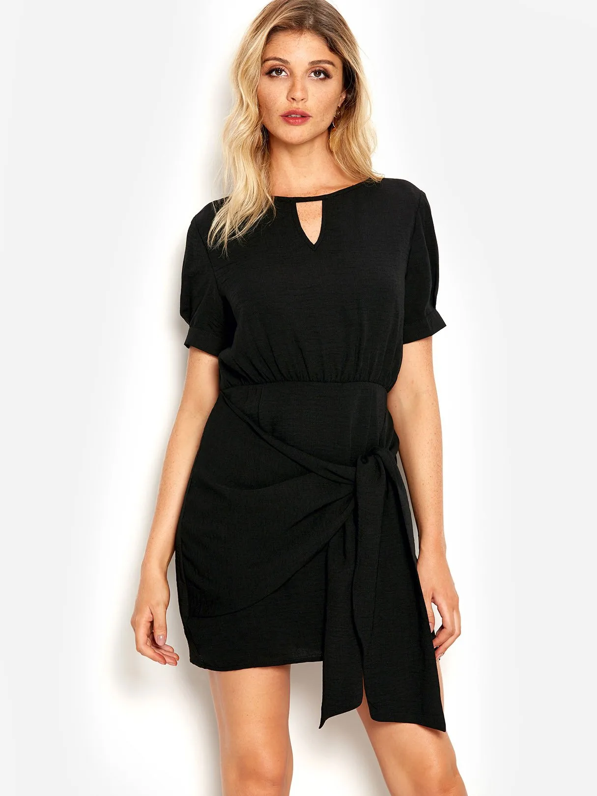 Wholesale Black Short Sleeve Plain Cut Out Self-Tie Mini Dress